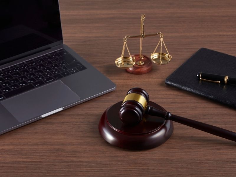 procedimientos civiles, penales y matrimoniales