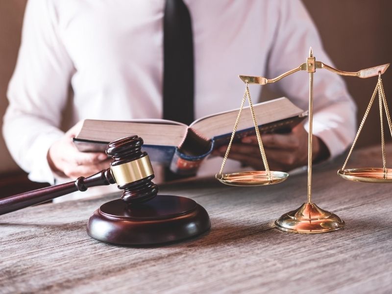 defensa legal en procedimeitnos judiciales en merida
